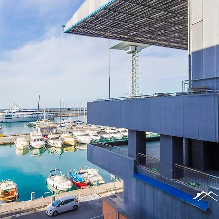 Waterfront Lux| Studio|a/c|parking|gym|wifi By Tilo Daire